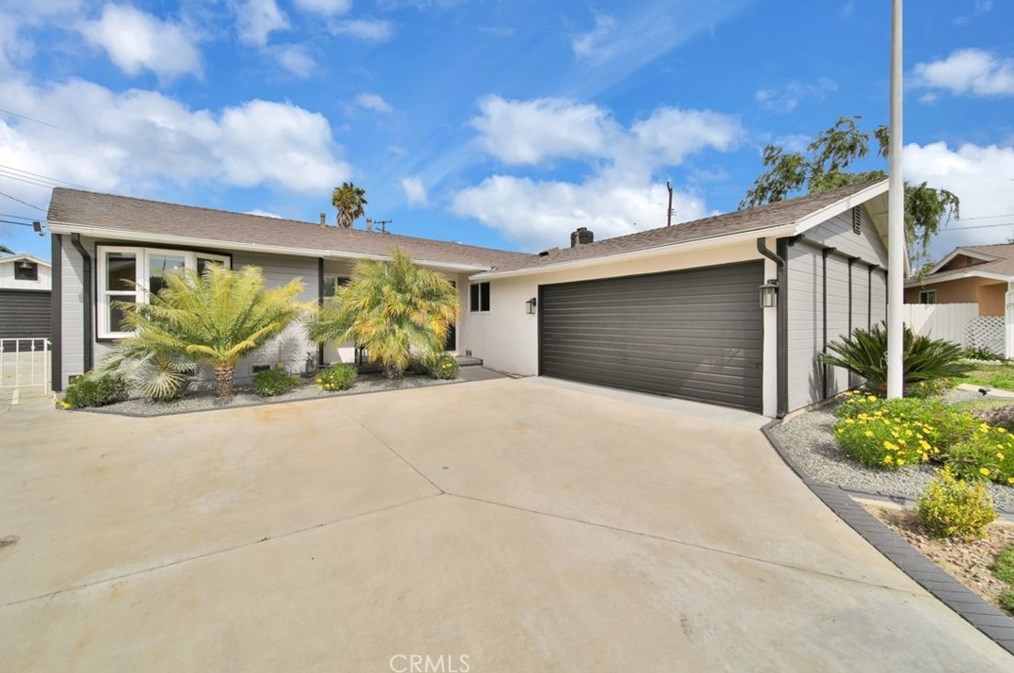 13002 Edderton Ave, La Mirada, CA 90638-2034