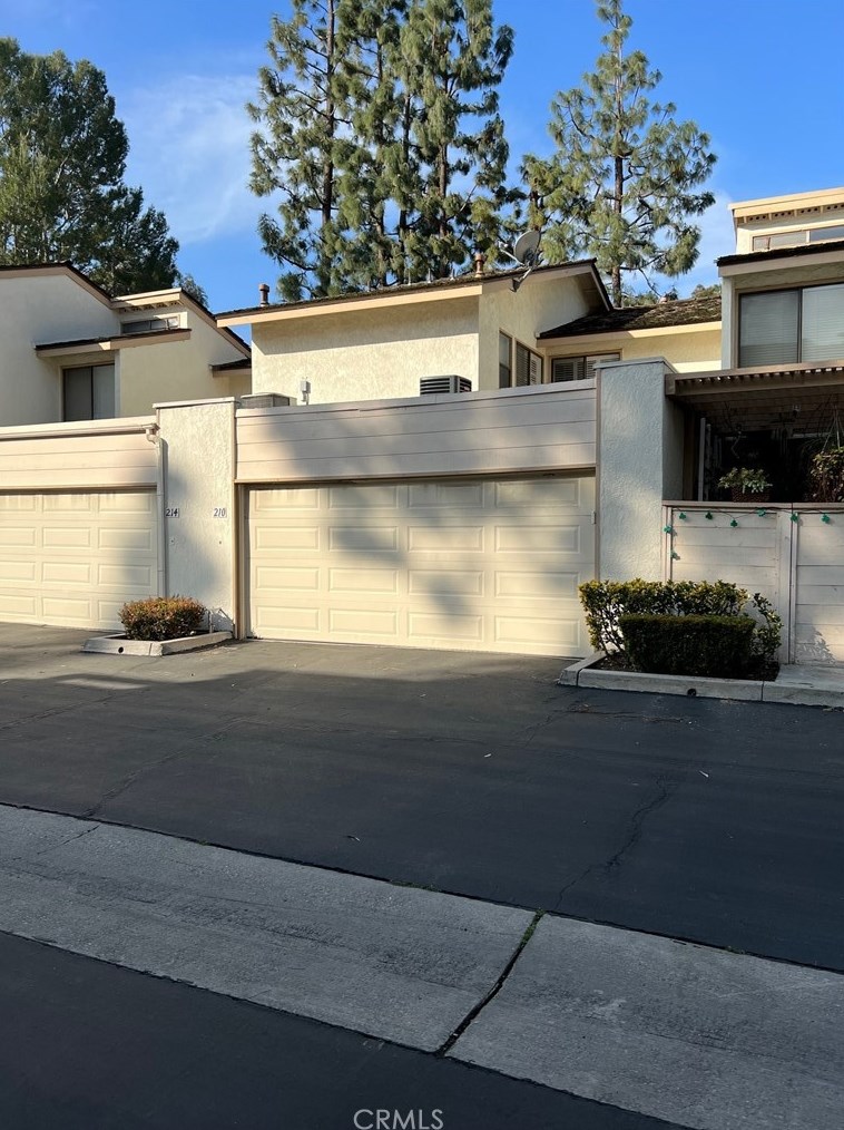 210 Mountain Ct, Brea, CA 92821