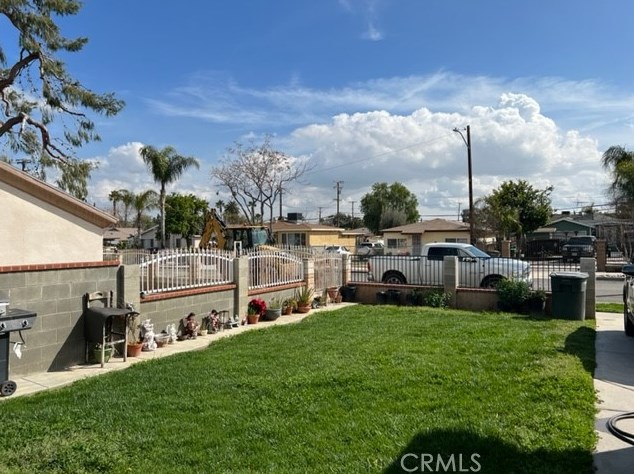 248 W 2nd St, Perris, CA 92570