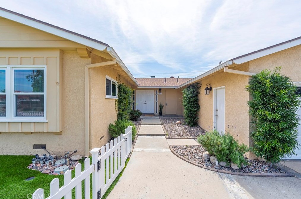2528 E Belmont Ct, Anaheim, CA 92806