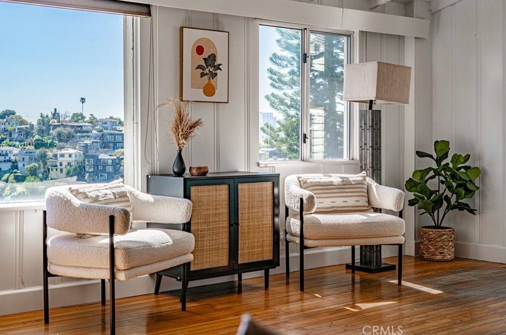 1774 Rotary Dr, Los Angeles CA  90026-1218 exterior