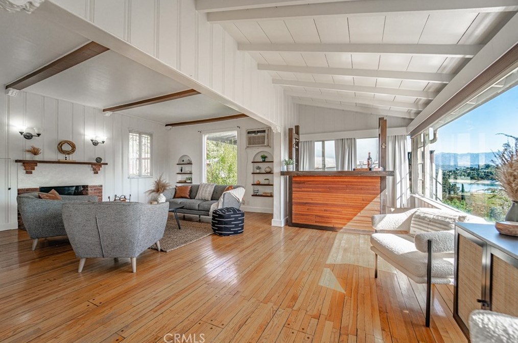 1774 Rotary Dr, Los Angeles CA  90026-1218 exterior