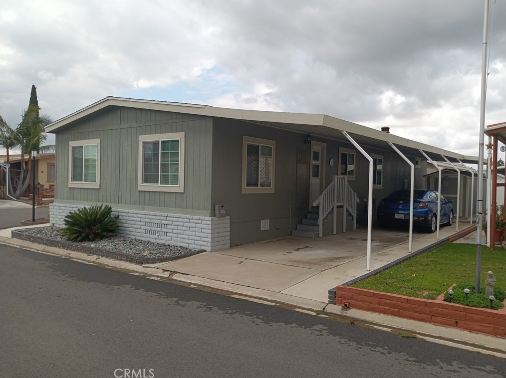 692 N Adele St #127, Orange, CA 92867