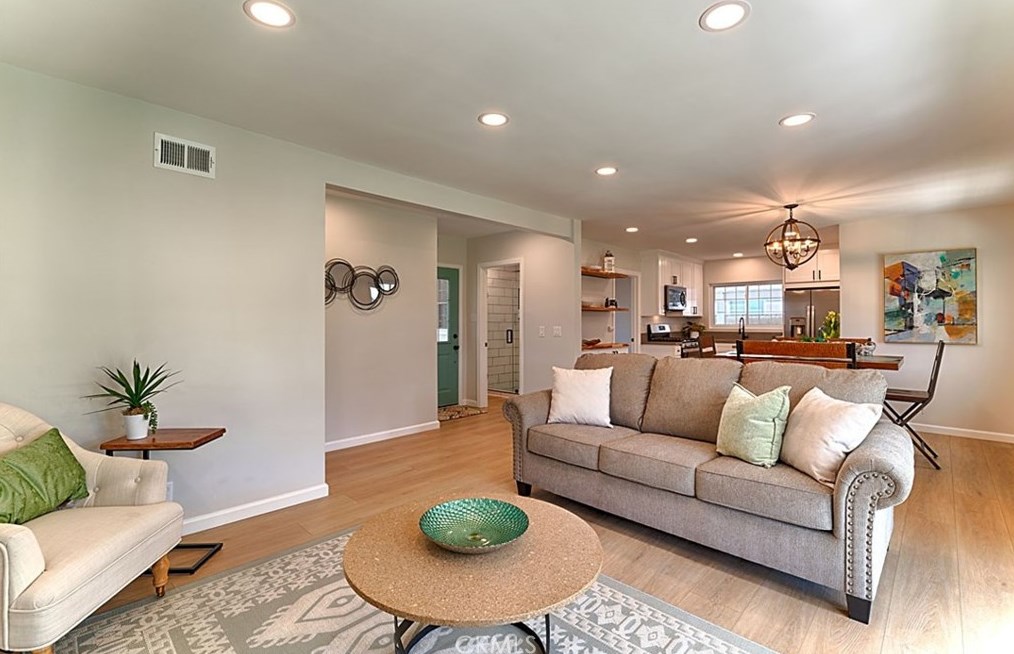 430 N Dexford Dr, La Habra, CA 90631