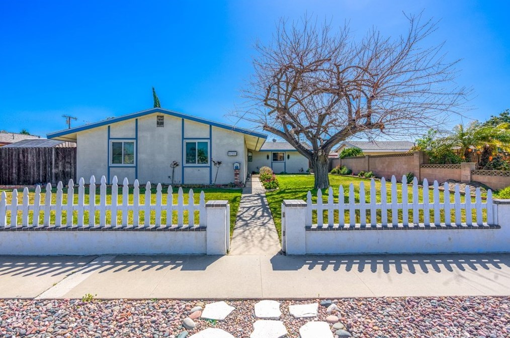 8702 Dia Ave, Westminster, CA 92683-4610