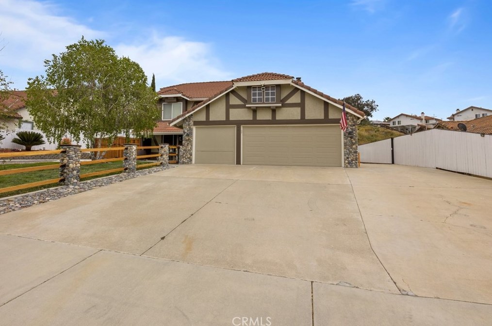 33410 Maple Tree Ln, Wildomar, CA 92595