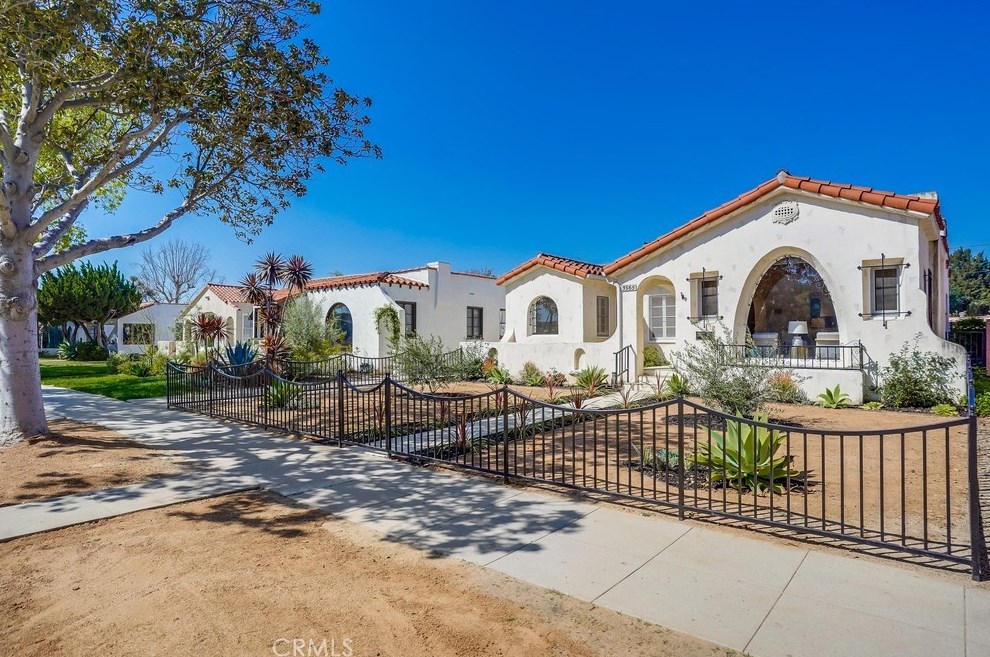 3565 Lemon Ave, Long Beach, CA 90807