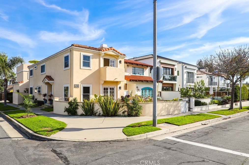 620 California St, Huntington Beach, CA 92648