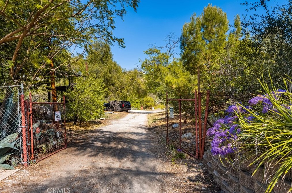 19102 E Smiley Dr, Orange, CA 92869