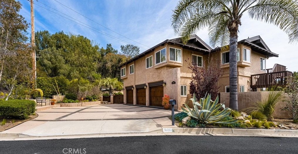 10402 Travertine Pl, Santa Ana, CA 92705