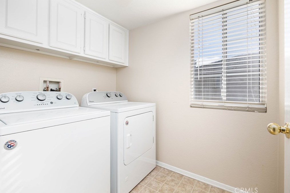 39689 Chambray Dr, Murrieta CA  92563-4075 exterior