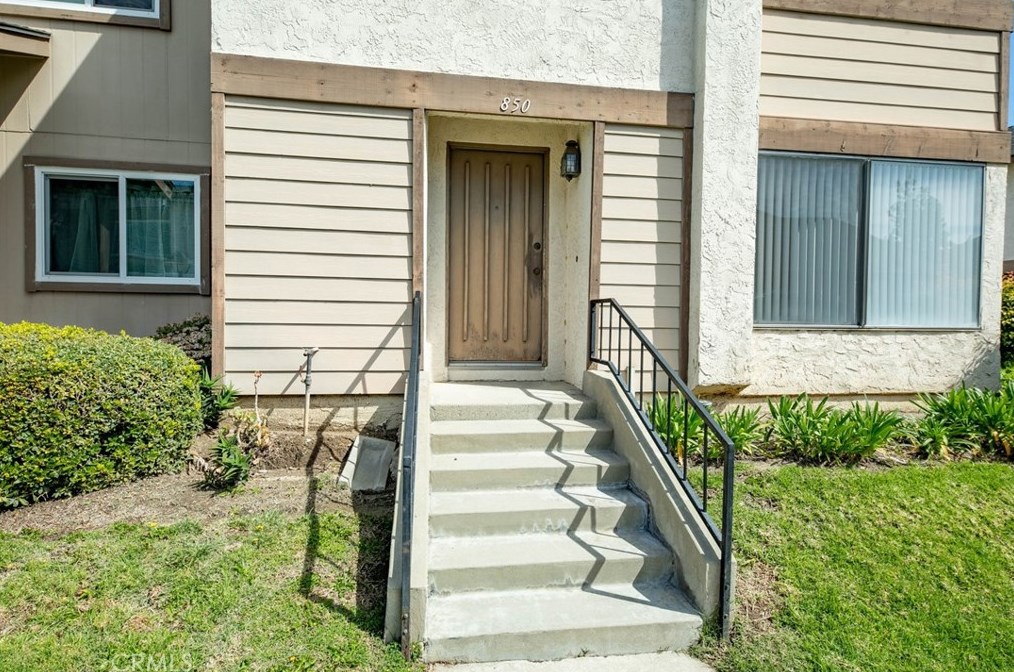 850 Berkshire Ln, La Habra, CA 90631