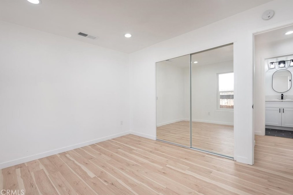 51655 Avenida Diaz, La Quinta CA  92253-3122 exterior