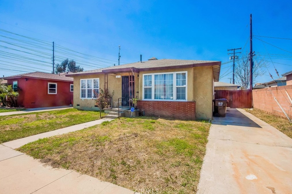 1611 S Stoneacre Ave, Compton, CA 90221