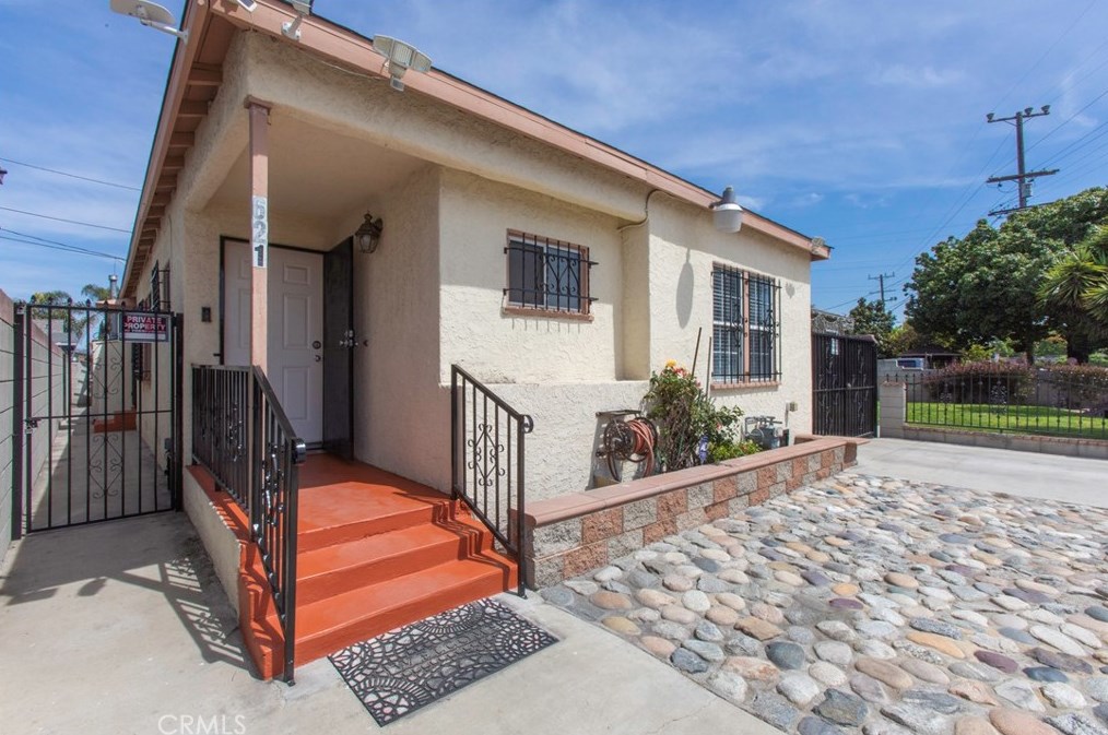 619 111th Pl, Los Angeles, CA 90044-4237