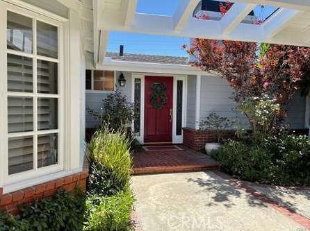 11222 Loch Lomond Rd, Los Alamitos, CA 90720