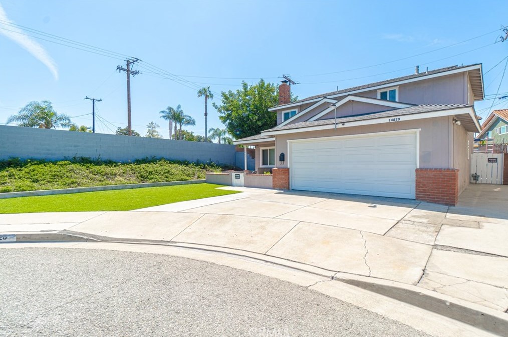 14820 Glenn Dr, Whittier, CA 90604