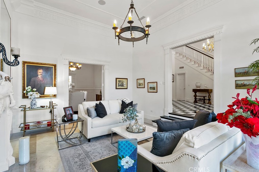 39315 Calle De Suenos, Murrieta CA  92562-7309 exterior