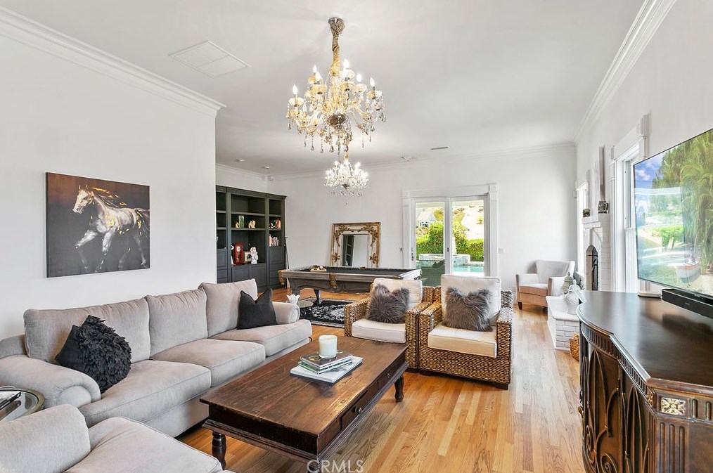 39315 Calle De Suenos, Murrieta CA  92562-7309 exterior