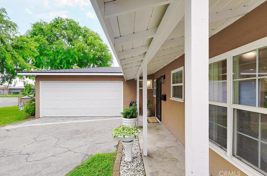 1841 San Simeon St, Pomona, CA 91767-3443