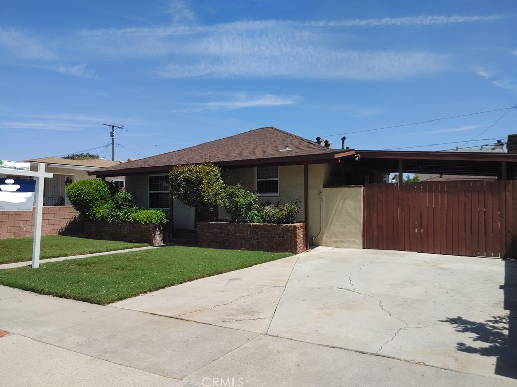 2229 Oak St, Santa Ana, CA 92707