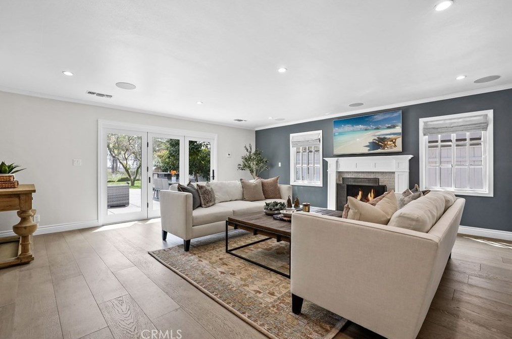 12002 Cherry St, Los Alamitos, CA 90720