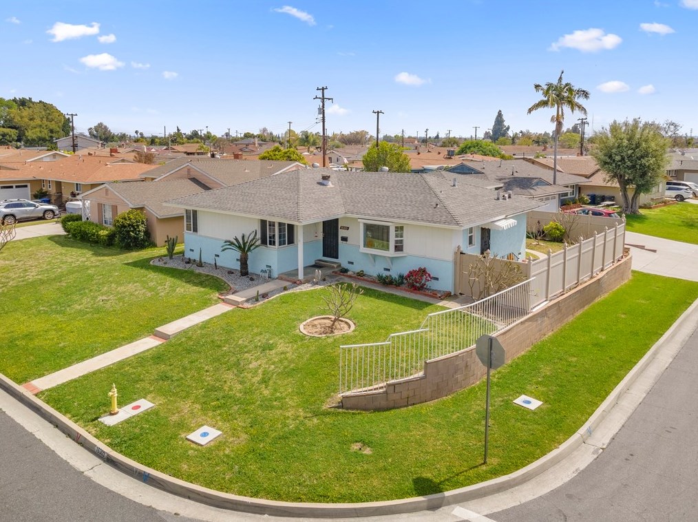 15303 La Barca Dr, La Mirada, CA 90638-4715