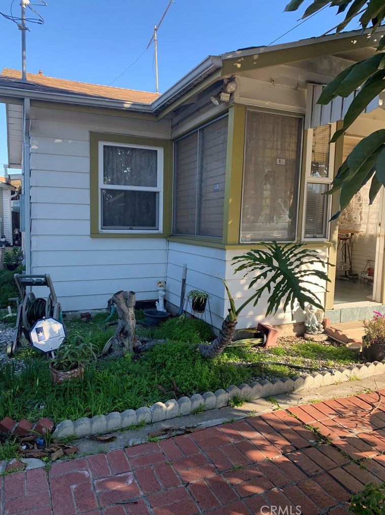 13726 Jefferson Ave, Hawthorne, CA 90250