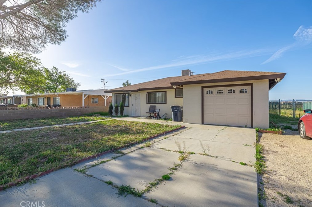 2380 Poplar St, Tropico Village, CA 93560-7625