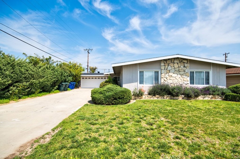 5412 Fox Hills Ave, Buena Park, CA 90621