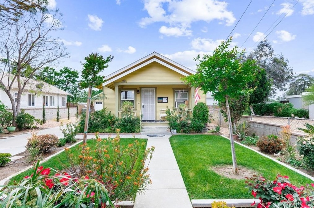 3580 Harding St, Riverside, CA 92506