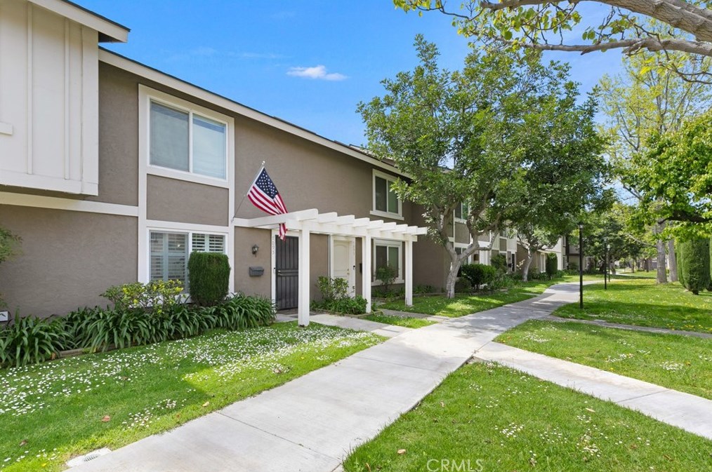 7095 Hampton Way, Stanton, CA 90680