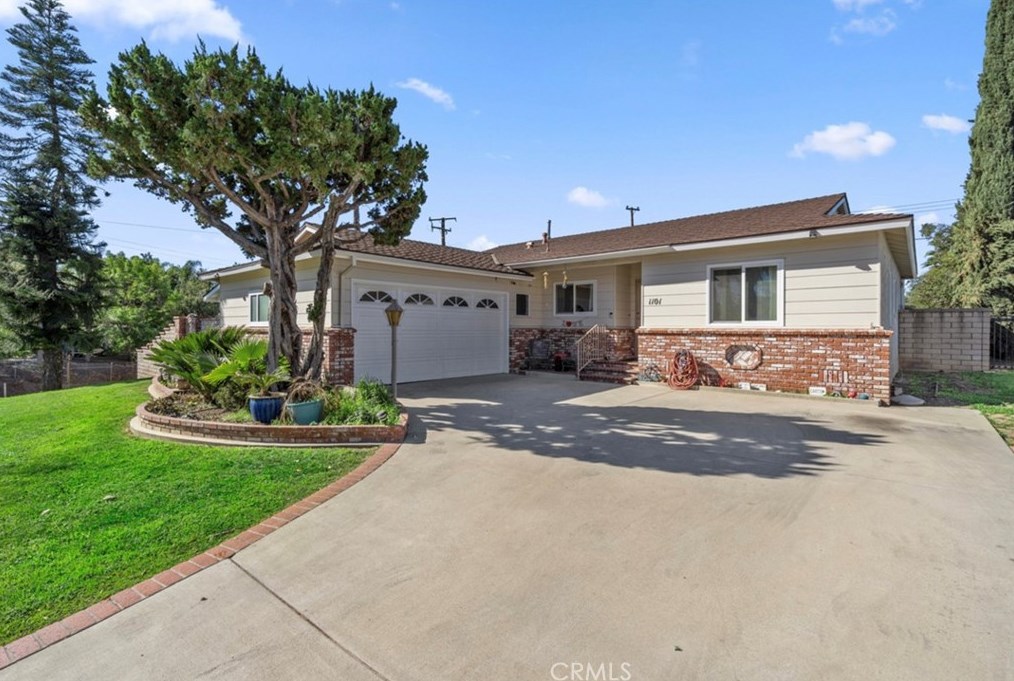 1101 N Acacia Ave, Fullerton, CA 92831