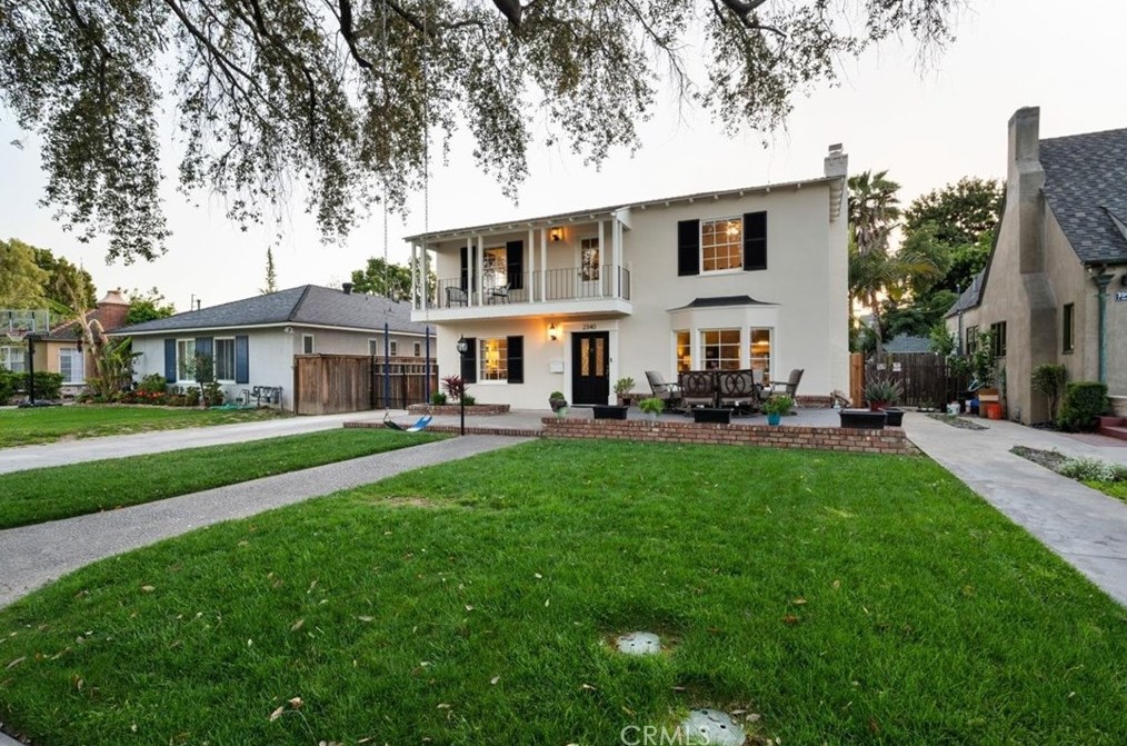 2340 Oakmont Ave, Santa Ana, CA 92706