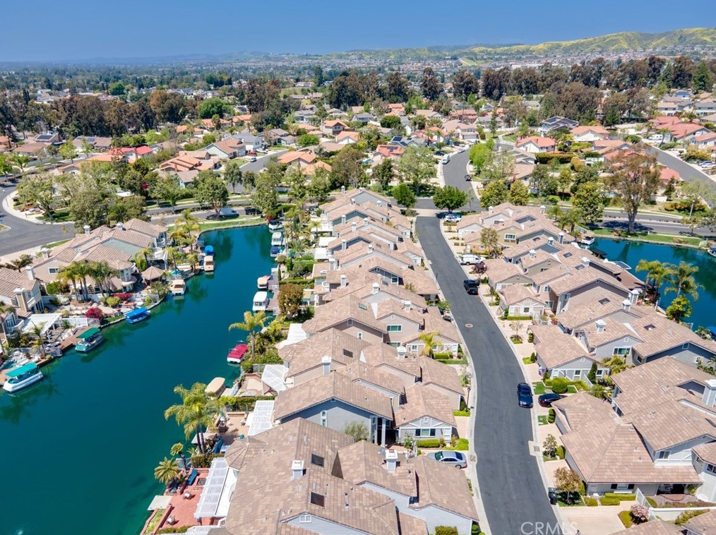 5377 Via Morena, Yorba Linda CA  92886-5008 exterior