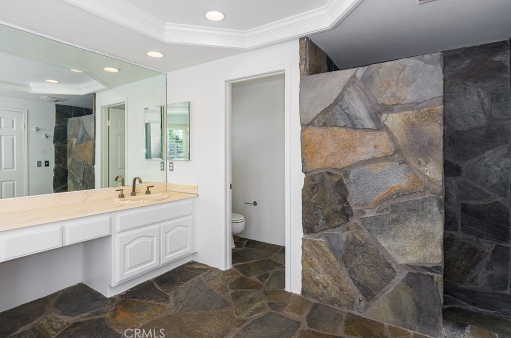 5377 Via Morena, Yorba Linda CA  92886-5008 exterior