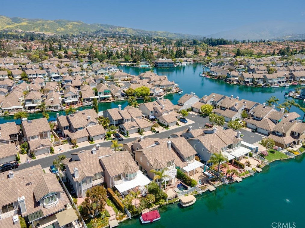 5377 Via Morena, Yorba Linda CA  92886-5008 exterior