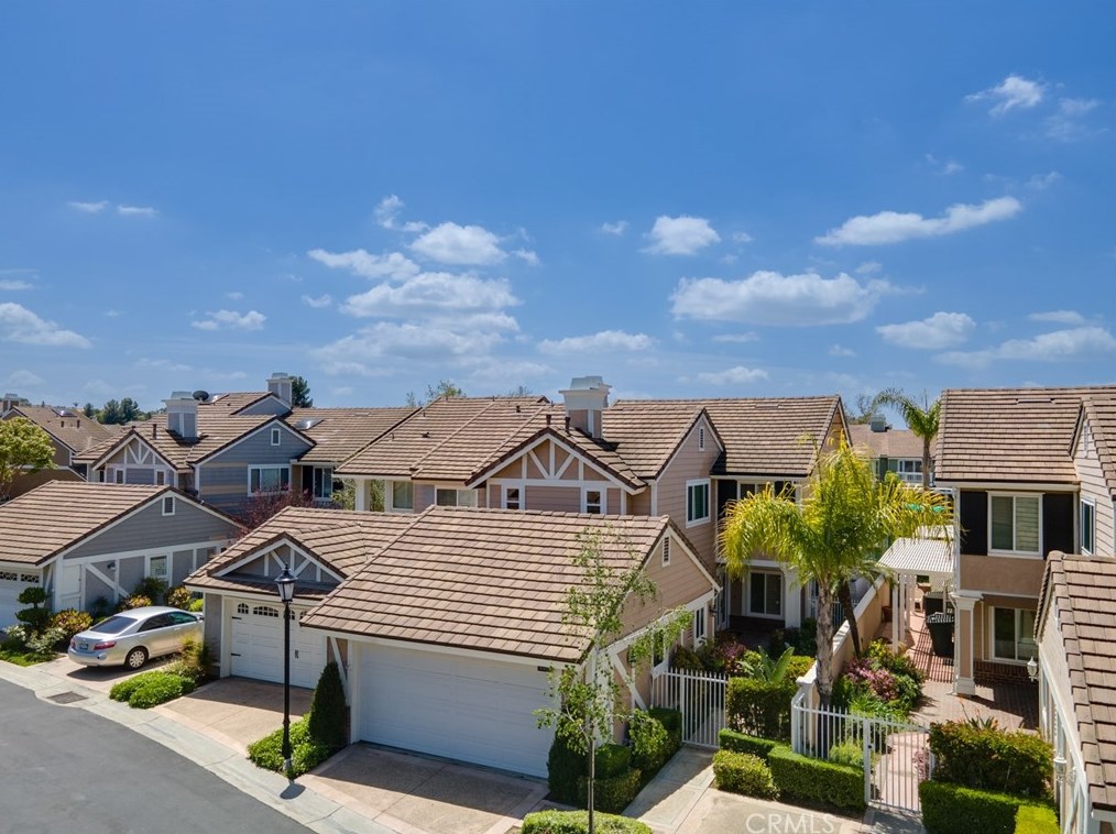 5377 Via Morena, Yorba Linda CA  92886-5008 exterior