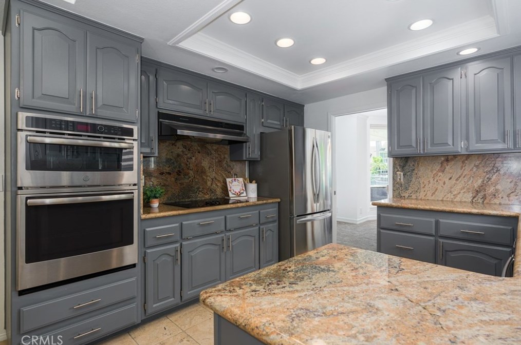 5377 Via Morena, Yorba Linda CA  92886-5008 exterior