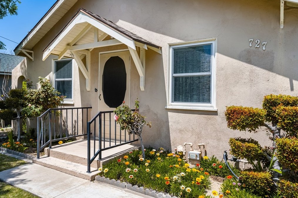 727 E Washington, Orange, CA 92866