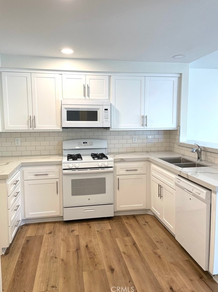 3886 Ravenswood Dr, Yorba Linda, CA 92886-6901