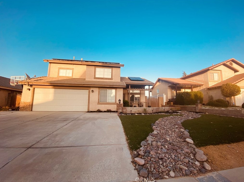 15551 Fairbanks Dr, Victorville, CA 92394
