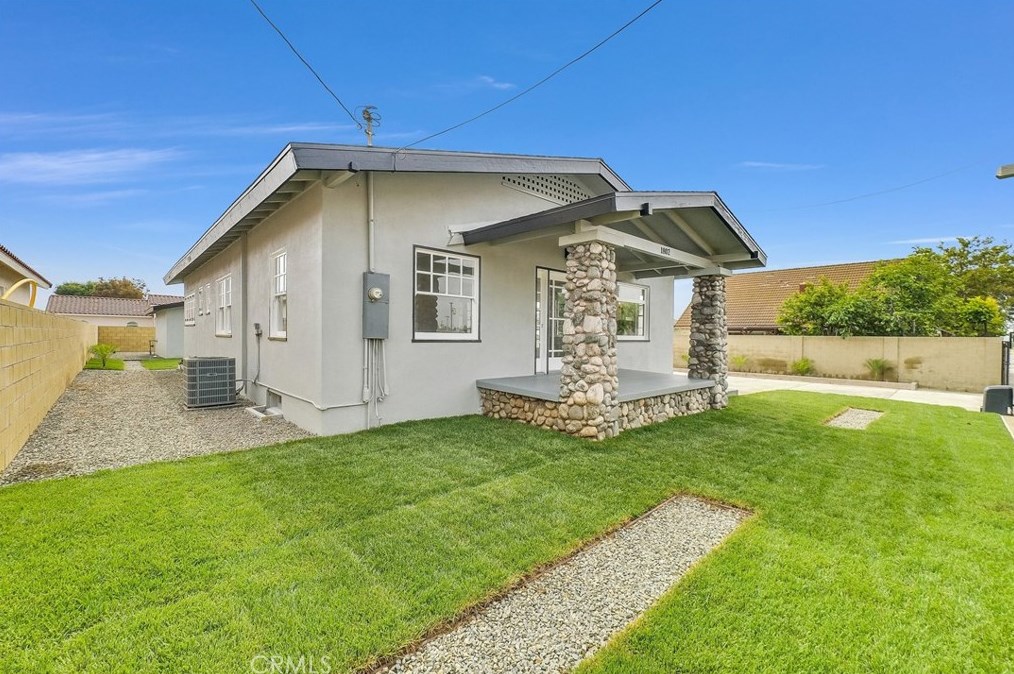 1802 Valencia Ave, Placentia, CA 92870