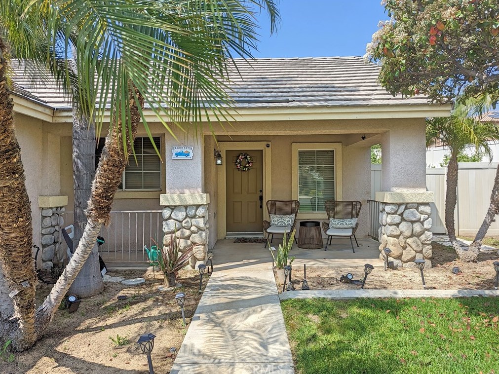 29394 Lochinvar Rd, Highland, CA 92346-3937