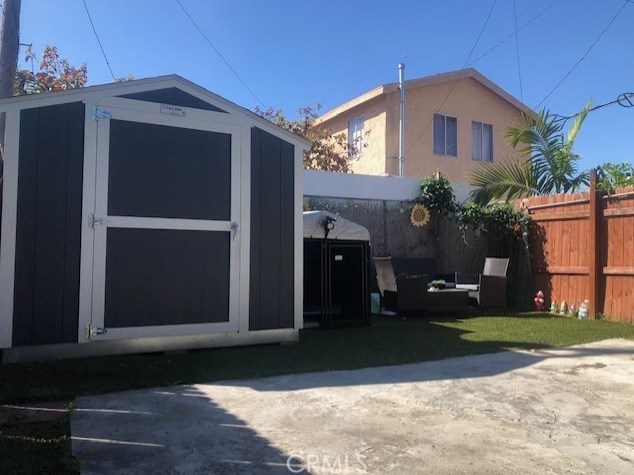 2202 Stockwell St, Compton CA  90222-2902 exterior