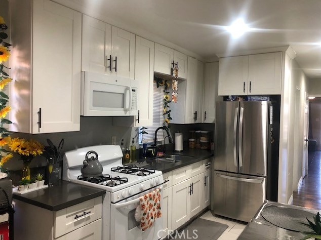 2202 Stockwell St, Compton CA  90222-2902 exterior