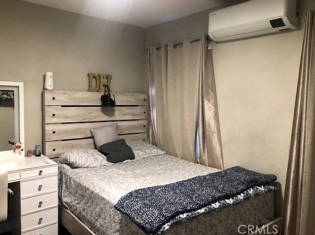 2202 Stockwell St, Compton CA  90222-2902 exterior