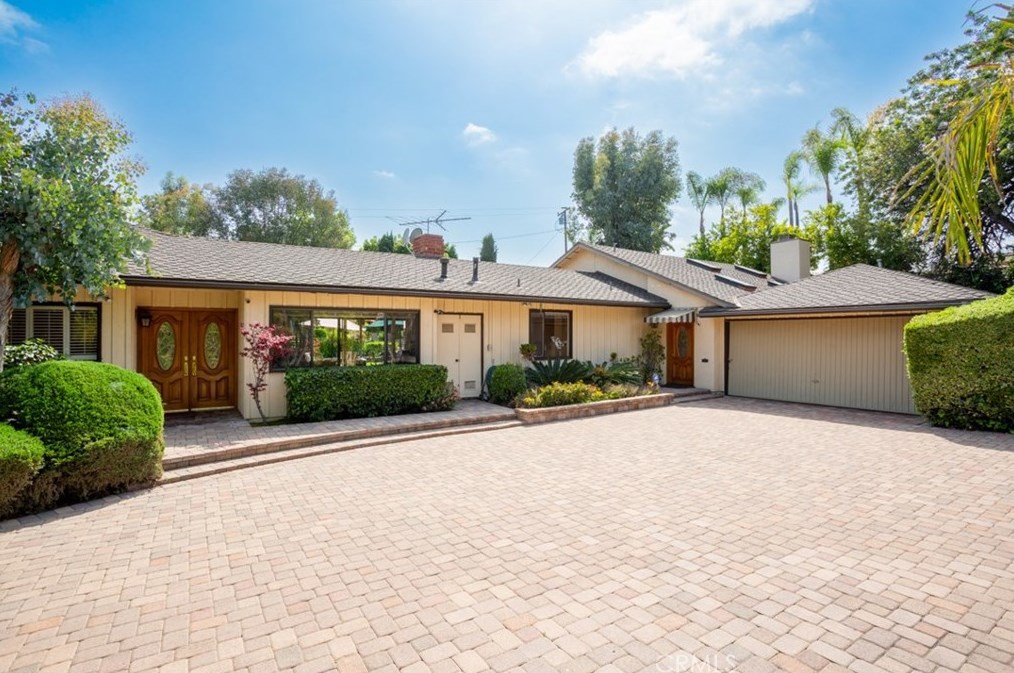 14988 El Soneto Dr, Whittier, CA 90605