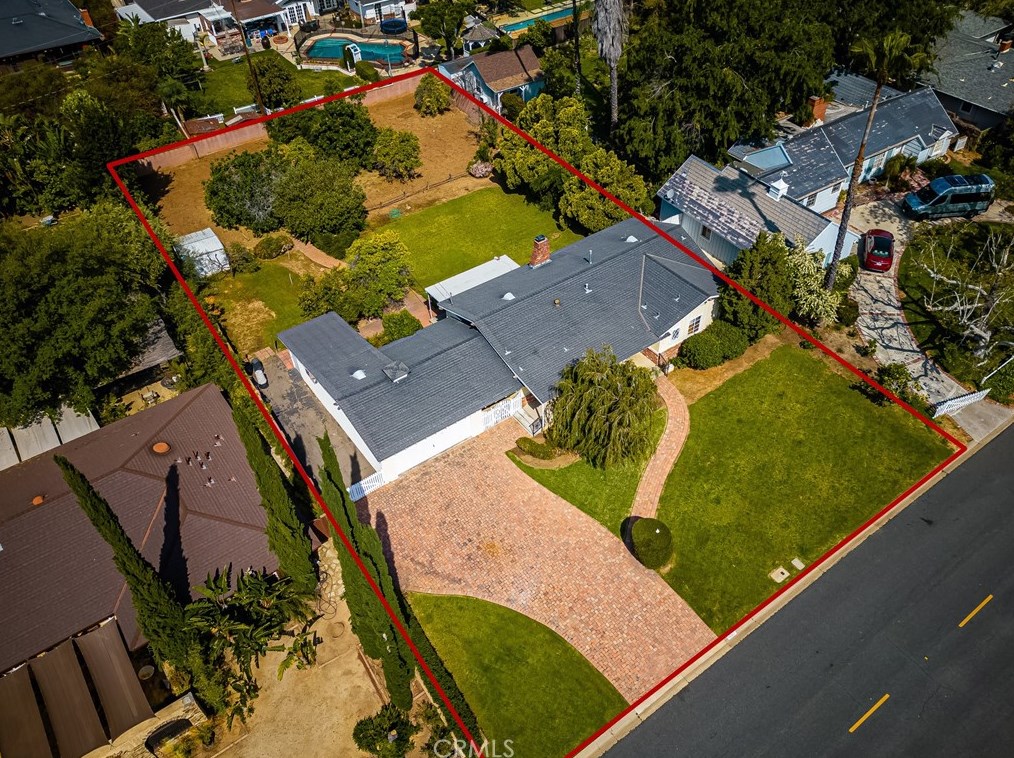 14101 E Windsor Pl, Santa Ana, CA 92705