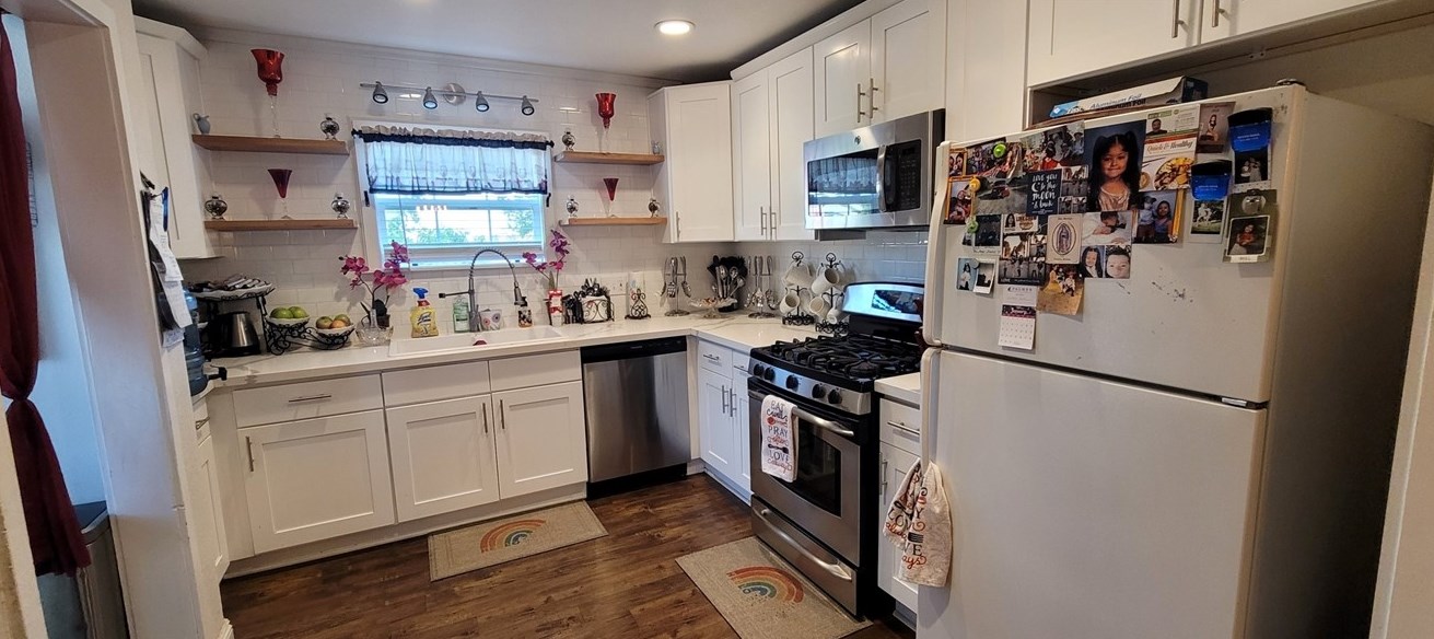 635 Idyllwild Dr, San Jacinto, CA 92583